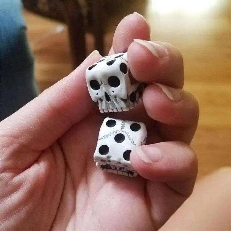 1PC 6-Sided Skull Dice - The Snow Owls