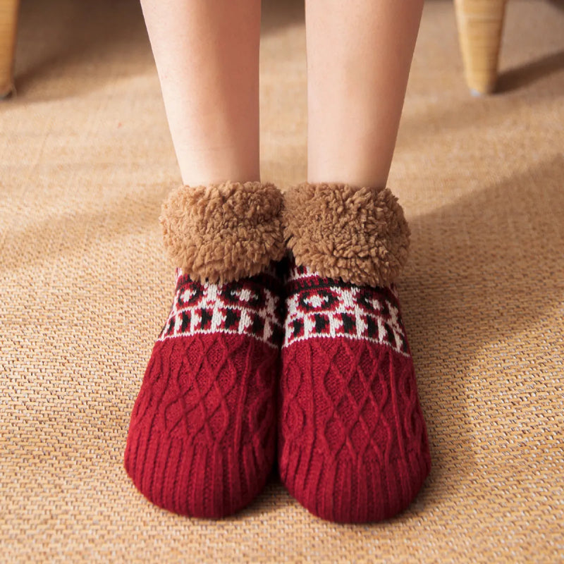 Warm Non-Slip Carpet Socks - The Snow Owls
